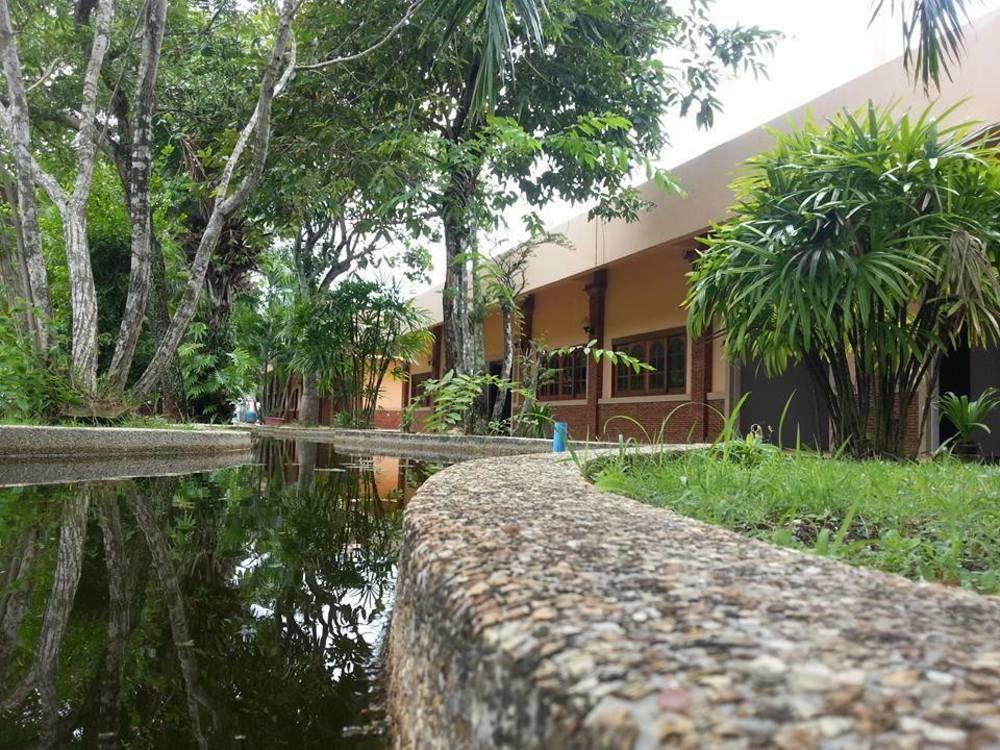 Boom Boom Beach Resort Laem Sing Чантабури Экстерьер фото